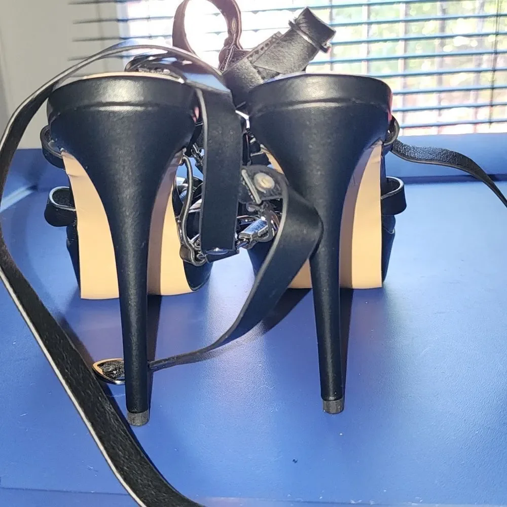 NWOT CAGE HEELS